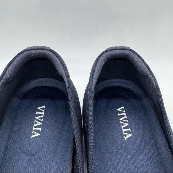 Vivaia Audrey Round-Toe Embroidered Loafer navy metallic koala bear design - Picture 9 of 11